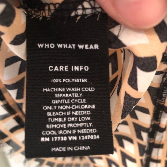 2/$15 Who What Wear - Sleeveless Blouse - Picture 8 of 8